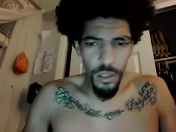 Jiggyjwhite Chaturbate stream image from December 04, 2025