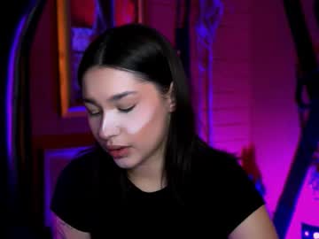 Kimclarks Chaturbate stream image from December 04, 2025