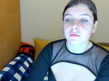 Lexiluxlov Chaturbate stream image from December 04, 2025