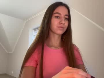 Emberfamn Chaturbate stream image from December 04, 2025
