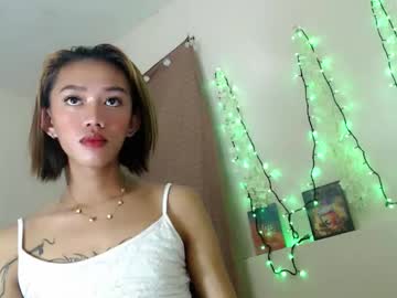 Hot_Petit69 Chaturbate stream image from December 04, 2025