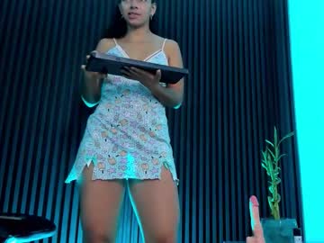 Arianoova Chaturbate stream image from December 04, 2025