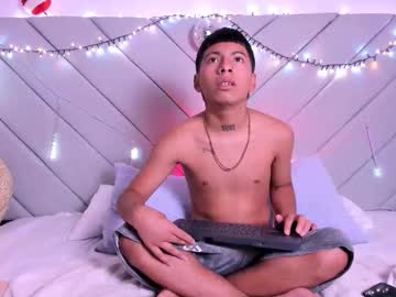 Little_Kris1 Chaturbate stream image from December 04, 2025