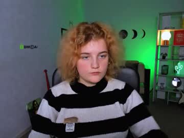 Lolli_Popsi Chaturbate stream image from December 04, 2025