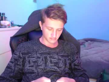 Sweetiecharmie Chaturbate stream image from December 04, 2025