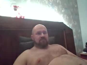 Maxhunter Chaturbate stream image from December 04, 2025