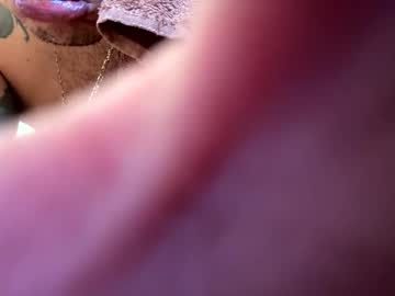 Puti_Puerka Chaturbate stream image from December 04, 2025