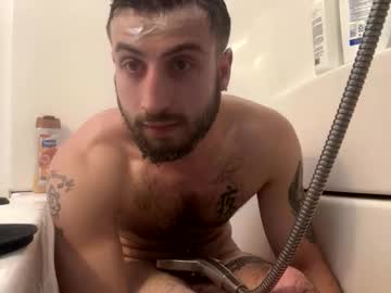 Crazydill28 Chaturbate stream image from December 04, 2025