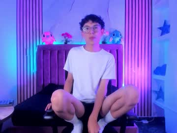 Sthepanodimonaco Chaturbate stream image from December 04, 2025