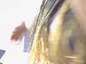 Busty_Fuckmachinee Chaturbate stream image from December 04, 2025