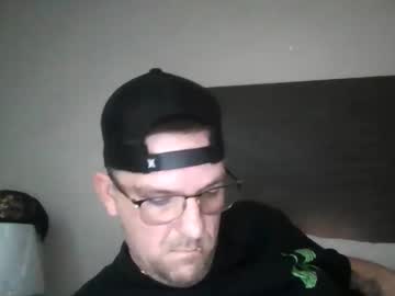 Chrisgsonone Chaturbate stream image from December 04, 2025