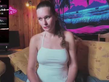 Mal_Meow Chaturbate stream image from December 04, 2025