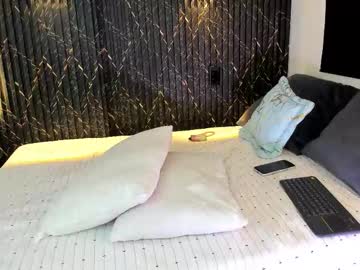 Sharonttaylor Chaturbate stream image from December 04, 2025