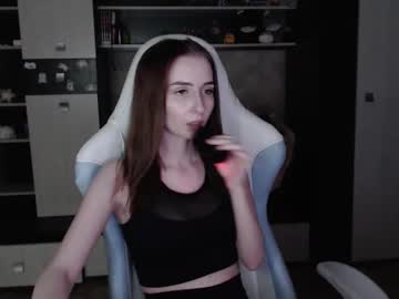 Cutti_Crystal Chaturbate stream image from December 04, 2025
