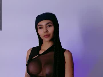 Giorgialuxe Chaturbate stream image from December 04, 2025