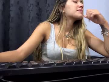 Girlpinkxx Chaturbate stream image from December 04, 2025