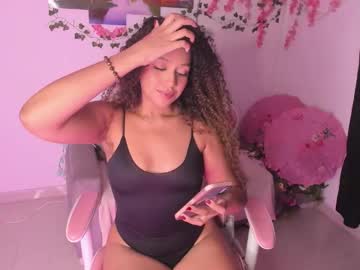 Odette_Ornela Chaturbate stream image from December 04, 2025