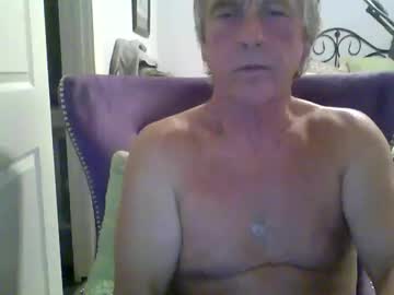 Cumngetit910 Chaturbate stream image from December 05, 2025