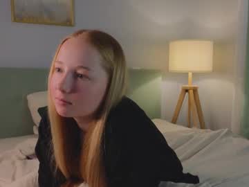 Marylouiselidbom Chaturbate stream image from December 05, 2025