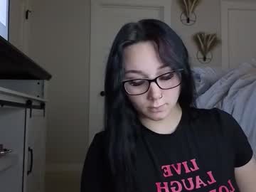 Iveyjade33 Chaturbate stream image from December 05, 2025