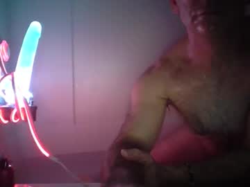 Slutterware Chaturbate stream image from December 05, 2025