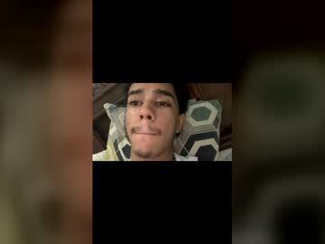 Pulgarpaeznicoll2 Chaturbate stream image from December 05, 2025