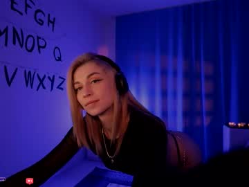 Ask_Alexa Chaturbate stream image from December 05, 2025
