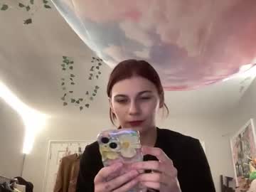 Luvkoko Chaturbate stream image from December 05, 2025