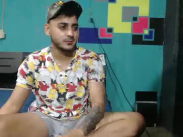 Alessandrobooy Chaturbate stream image from December 05, 2025
