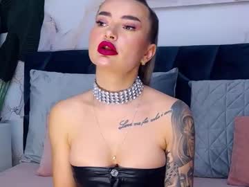Nightshadeiris Chaturbate stream image from December 05, 2025
