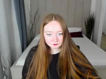 Vikiblossom Chaturbate stream image from December 05, 2025