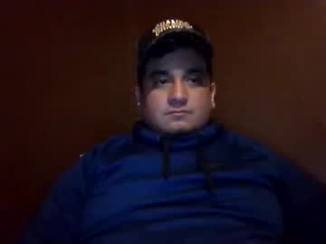 Ozlo Chaturbate stream image from December 05, 2025