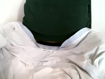 Hug_Me Chaturbate stream image from December 05, 2025