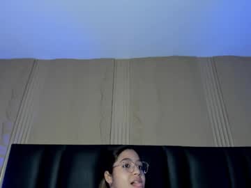 Madelayn_Torres Chaturbate stream image from December 05, 2025