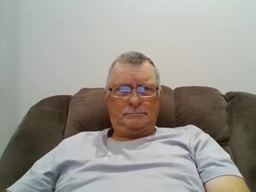 Hot4tightholes Chaturbate stream image from December 05, 2025