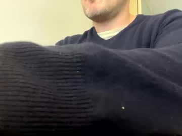 Hotndirty80 Chaturbate stream image from December 05, 2025