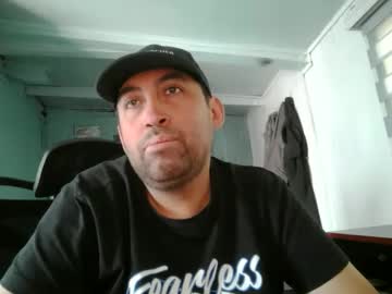 Andresby0x Chaturbate stream image from December 05, 2025