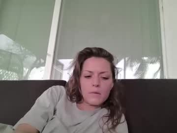 Laylarainvip Chaturbate stream image from December 05, 2025