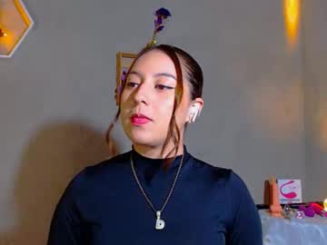 Hot_Emiliana Chaturbate stream image from December 05, 2025