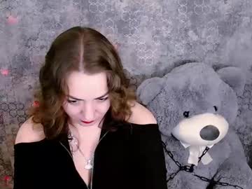 Evelineli Chaturbate stream image from December 05, 2025