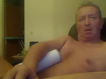 Reini7211 Chaturbate stream image from December 06, 2025
