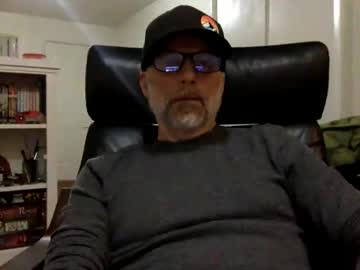 What2do4u2day Chaturbate stream image from December 06, 2025