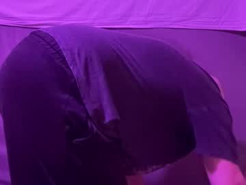 Auz1812 Chaturbate stream image from December 06, 2025