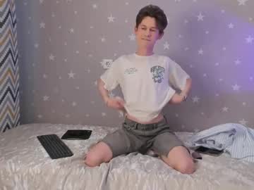 Andrewwcarter2 Chaturbate stream image from December 06, 2025