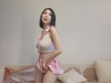 Emilli_Blanc Chaturbate stream image from December 06, 2025