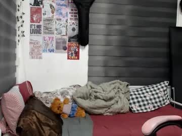Matchalovercora Chaturbate stream image from December 06, 2025