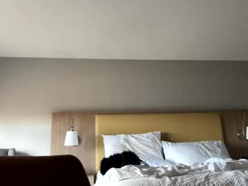 Krystalblakexxx Chaturbate stream image from December 06, 2025