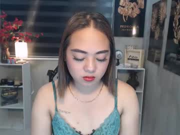 Studqueendomi Chaturbate stream image from December 06, 2025