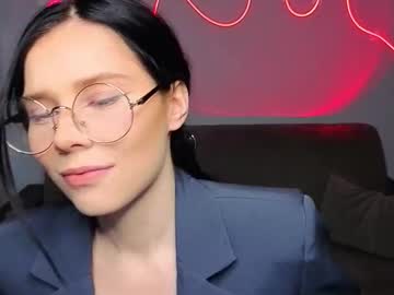 Mellhyees Chaturbate stream image from December 06, 2025