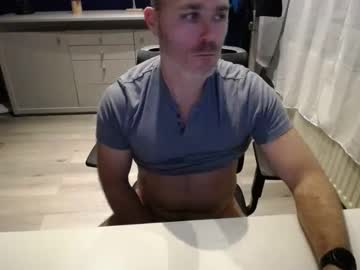Julienneedyou Chaturbate stream image from December 06, 2025